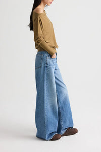 Cold Shoulder Sweater in Fine Wool Silk Ermine