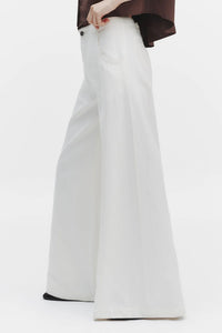 Dancing in The Dark Jean in White