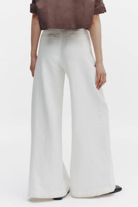Dancing in The Dark Jean in White