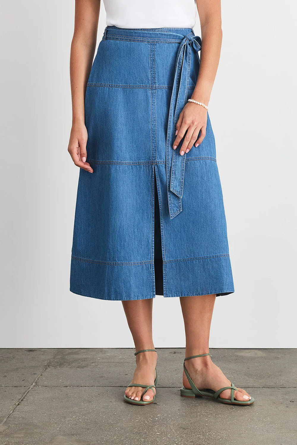 Hudley Skirt in Medium Indigo Blue