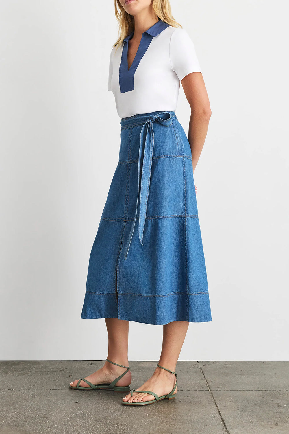 Hudley Skirt in Medium Indigo Blue
