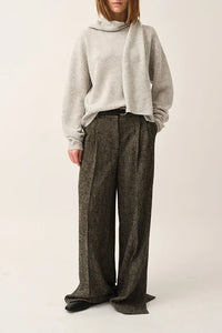 Volmer Scarf Sweater in Heather Grey Melange