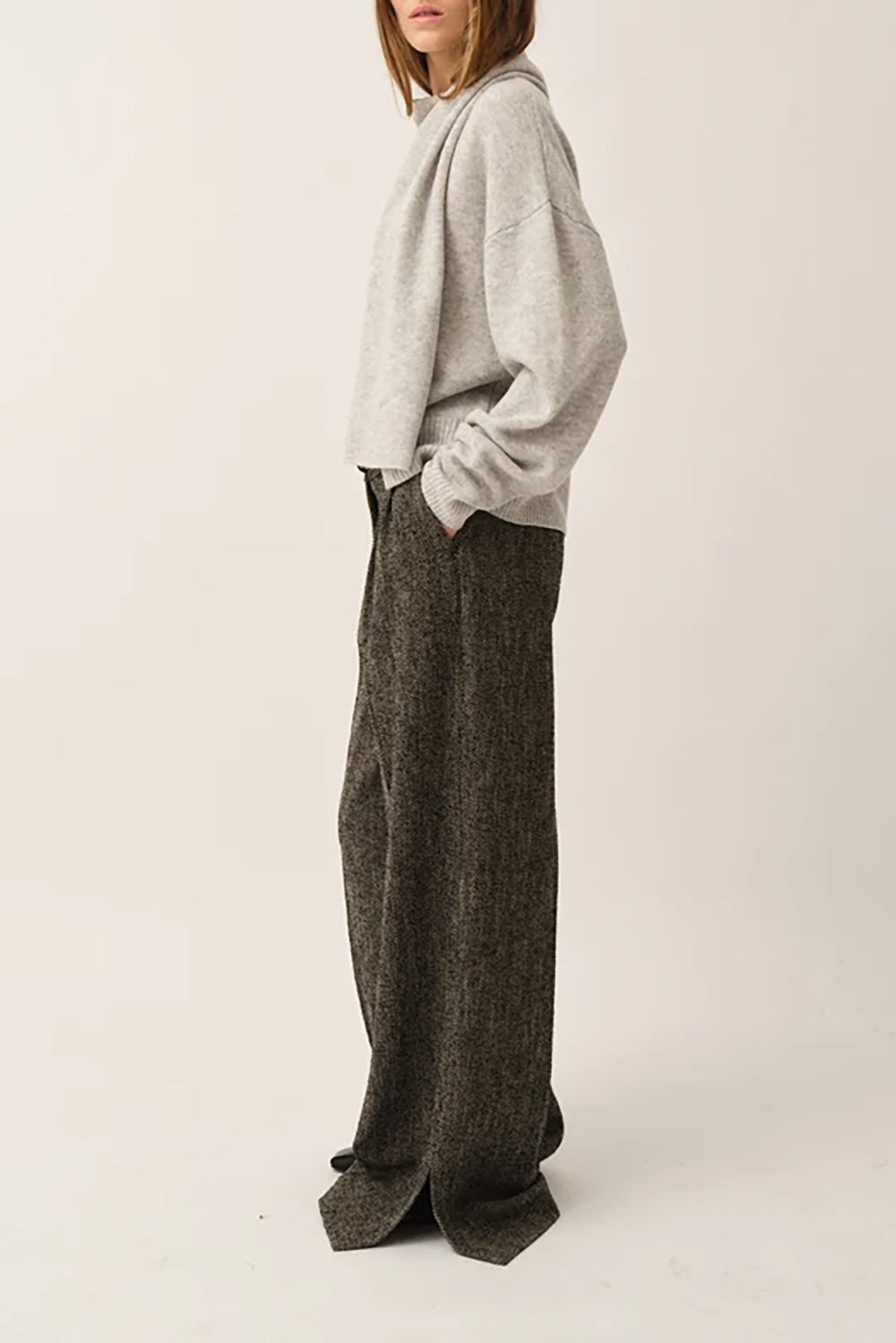 Volmer Scarf Sweater in Heather Grey Melange