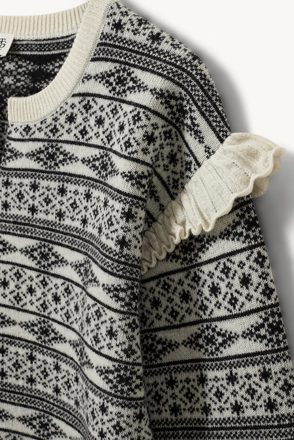 Faroe Island Knit in Cream Black