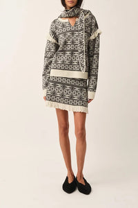 Faroe Island Knit in Cream Black