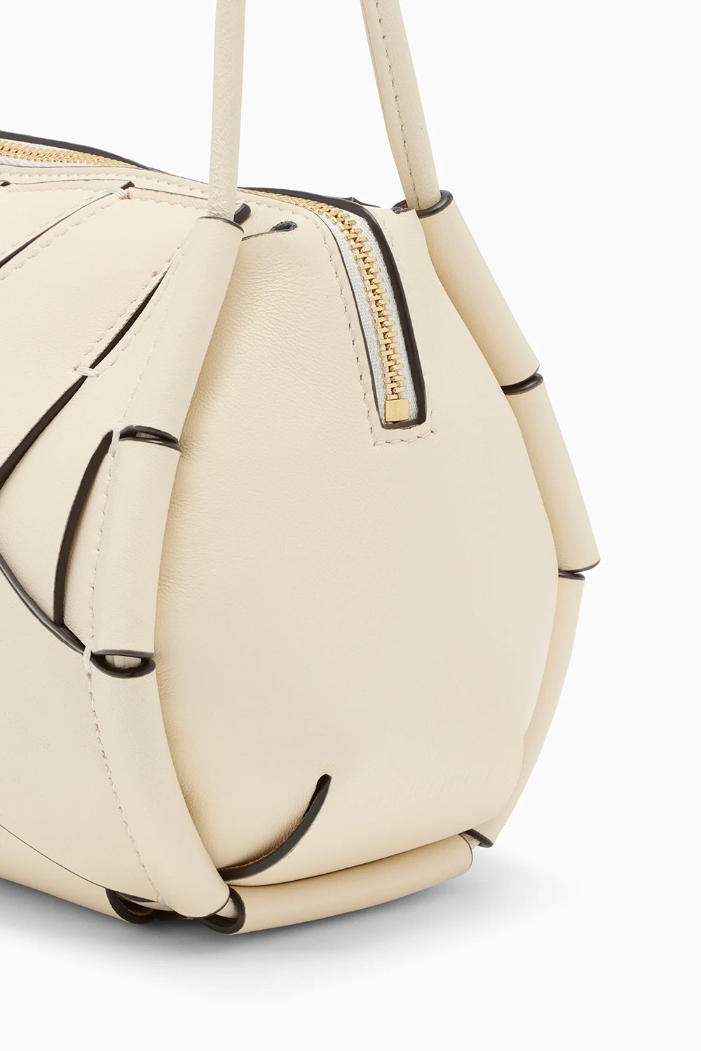 Charlotte Camera Bag in Cowrie