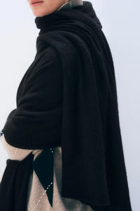 Cashmere Travel Wrap in Black