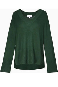 Cashmere Side Slit V Neck in Deep Emerald