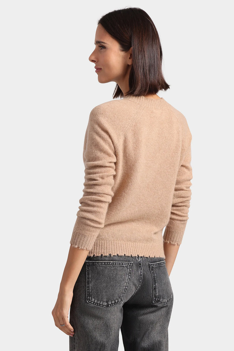 7 Gauge Cashmere Frayed Edge Cropped V in Camel