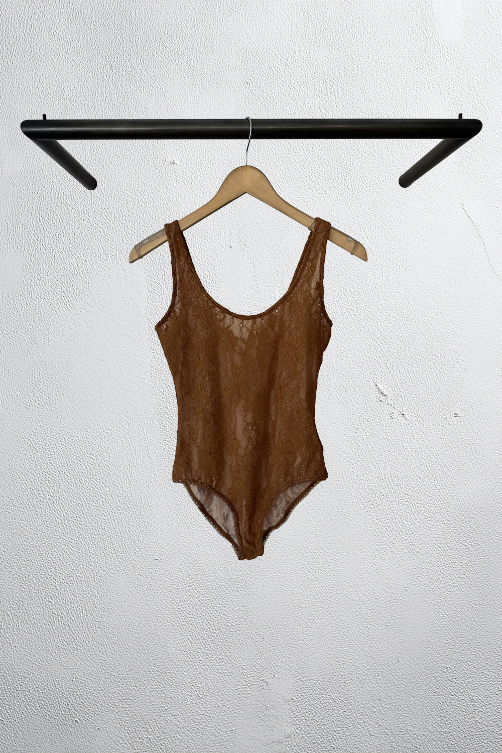 Lace Scoop Bodysuit in Camel