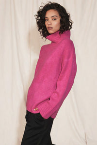 Ultra Luxe Cashmere Turtleneck in Pink