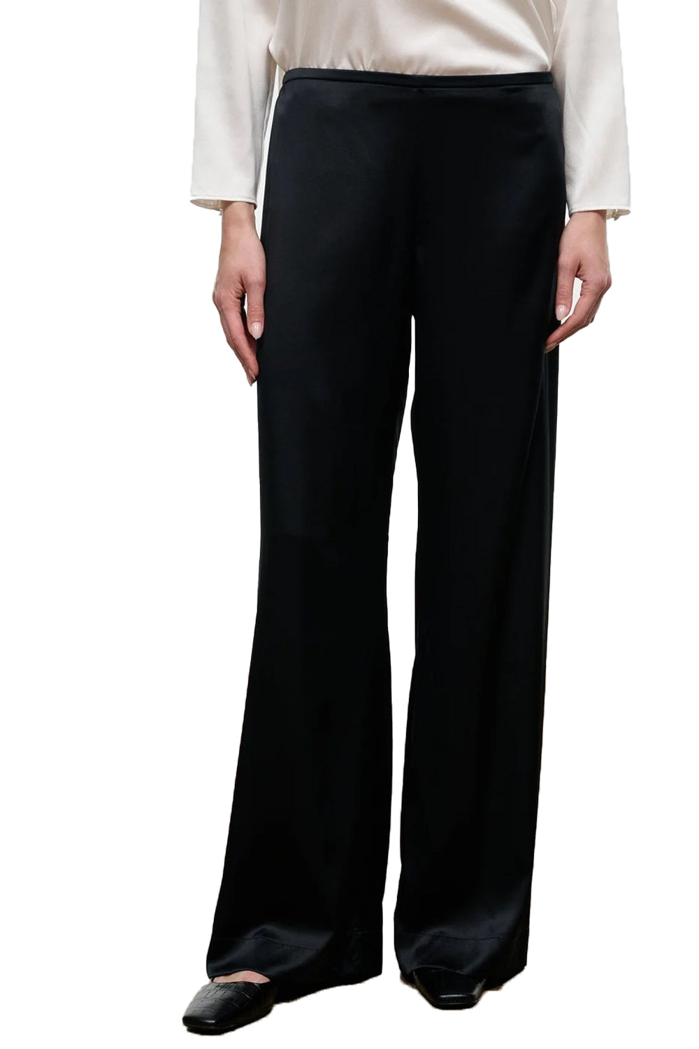 Stroll Silk Pant in Black