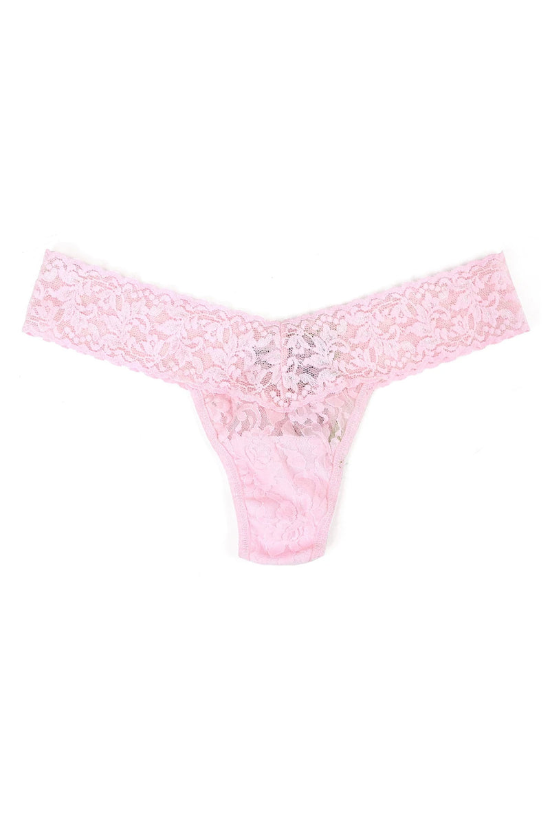 Signature Lace Low Rise Thong in Bliss Pink