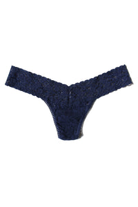Signature Lace Low Rise Thong in Navy
